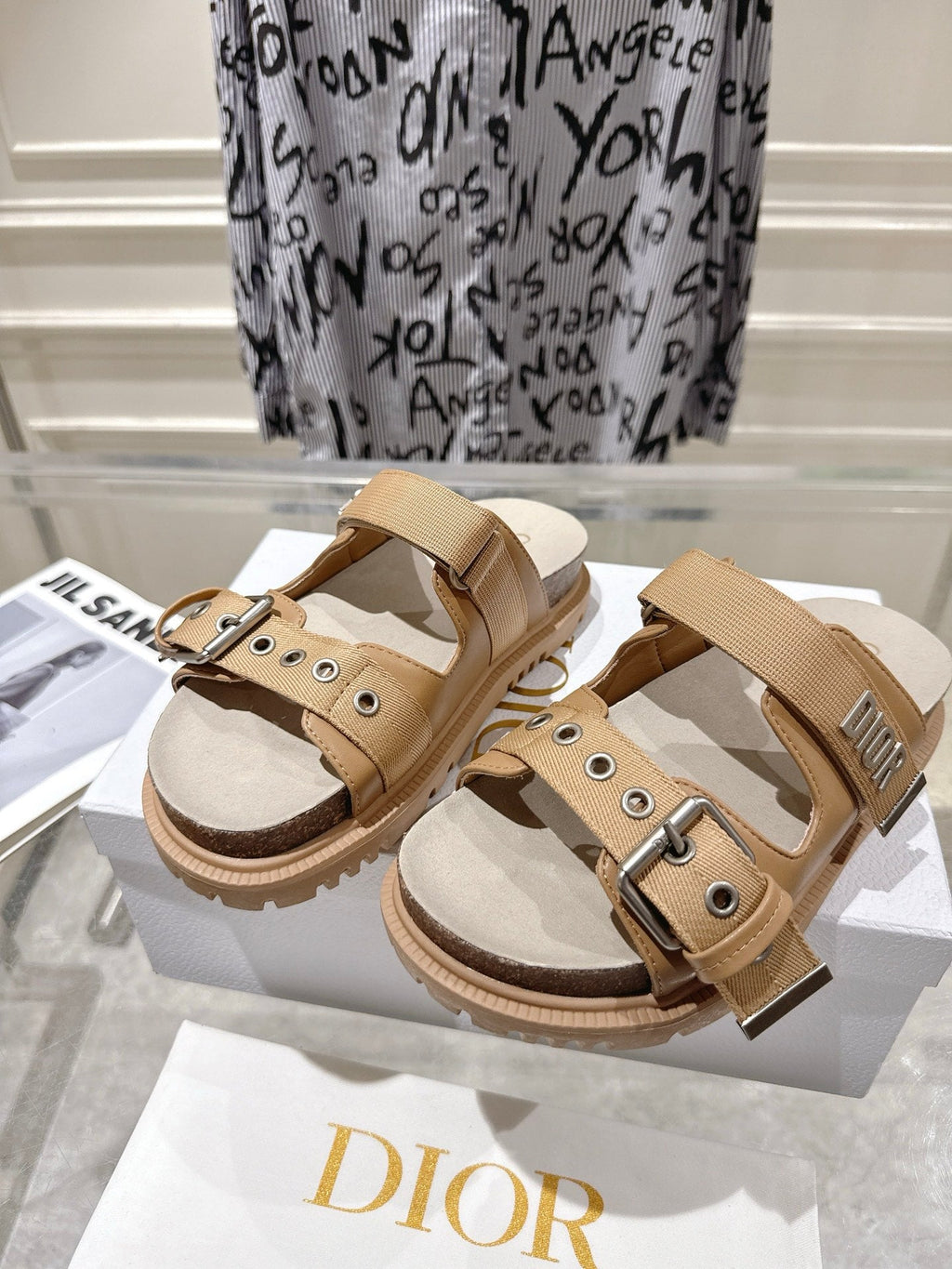 DIOR 26S SLIDES IN CAMEL BEIGE CANVAS