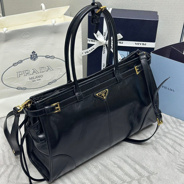 PRADA 25S BONNIE LARGE HANDBAG 38 IN BLACK GLOSSY CALFSKIN GOLD HARDWARE