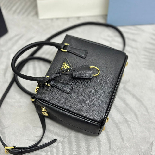 PRADA 25S GALLERIA MEDIUM BAG 20 IN BLACK CALFSKIN GOLD HARDWARE