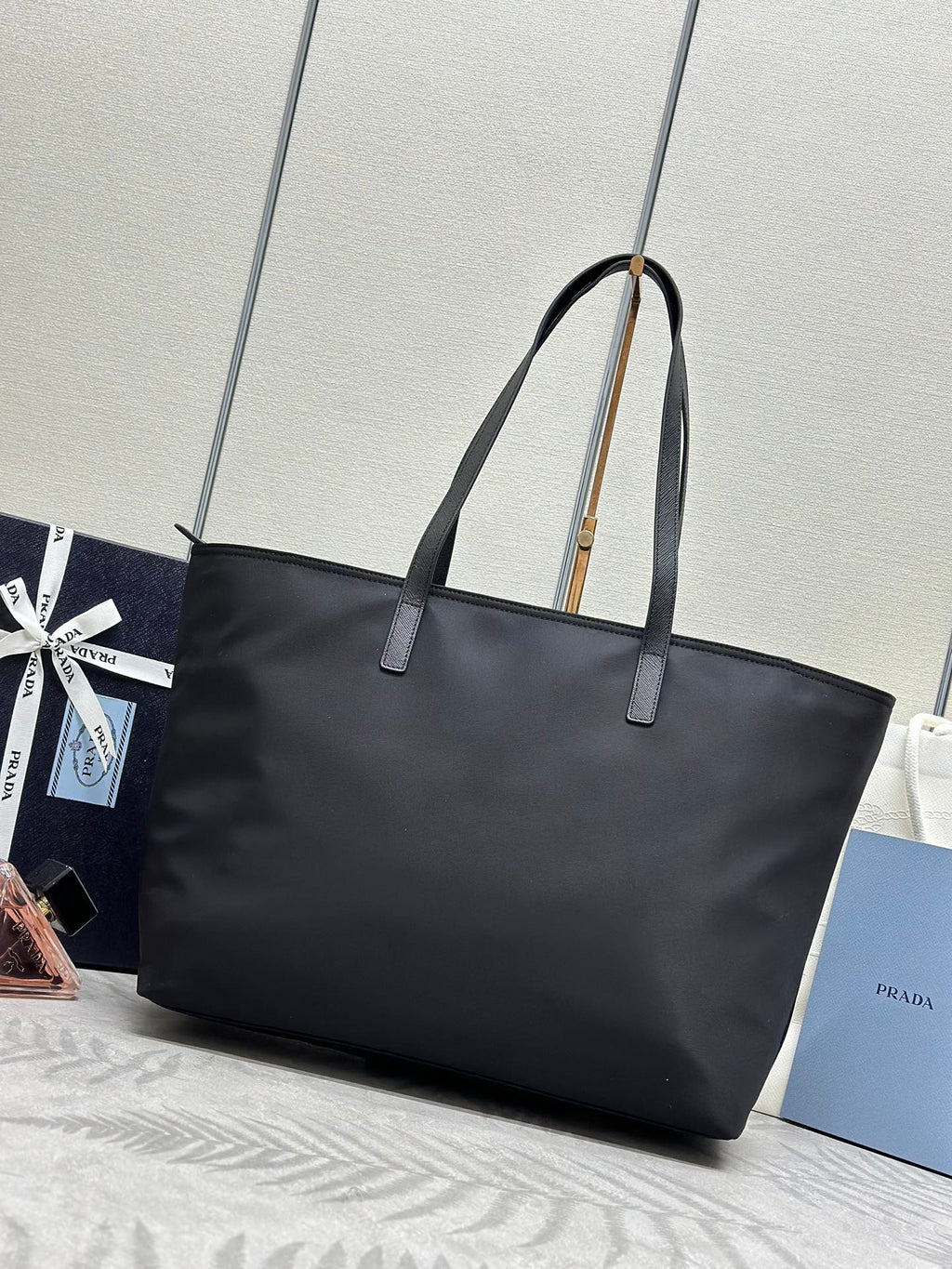 PRADA 26S TOTE BAG 35 IN BLACK NYLON