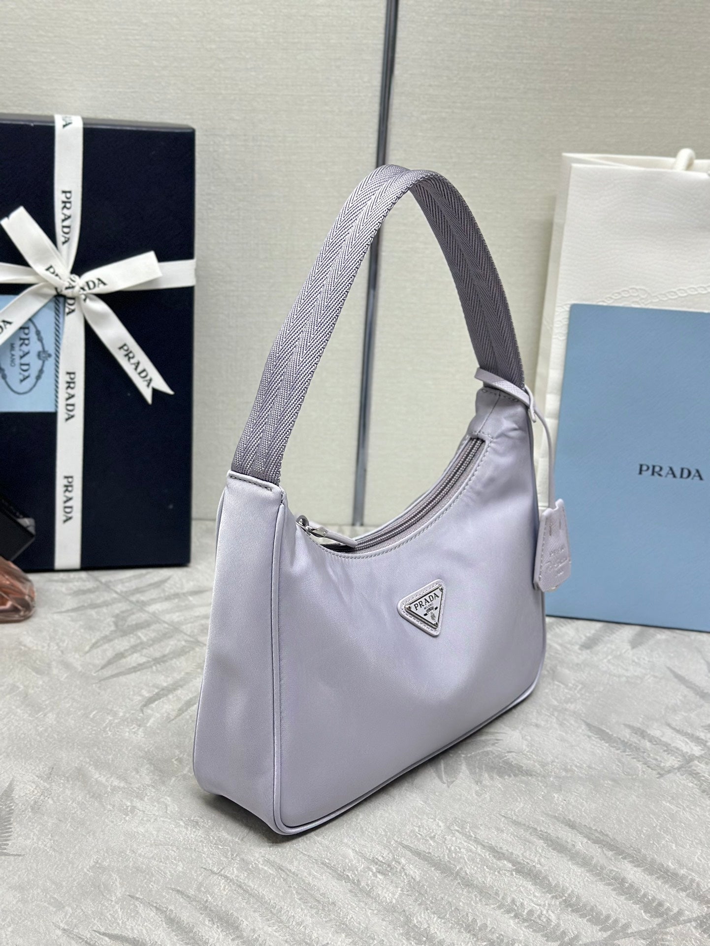 PRADA 26S SHOULDER BAG 23 IN PURPLE FABRIC