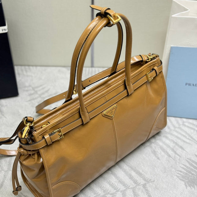PRADA 25S BONNIE LARGE HANDBAG 38 IN GOLDEN BROWN CALFSKIN GOLD HARDWARE