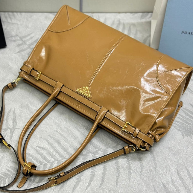 PRADA 25S BONNIE LARGE HANDBAG 38 IN GOLDEN BROWN CALFSKIN GOLD HARDWARE