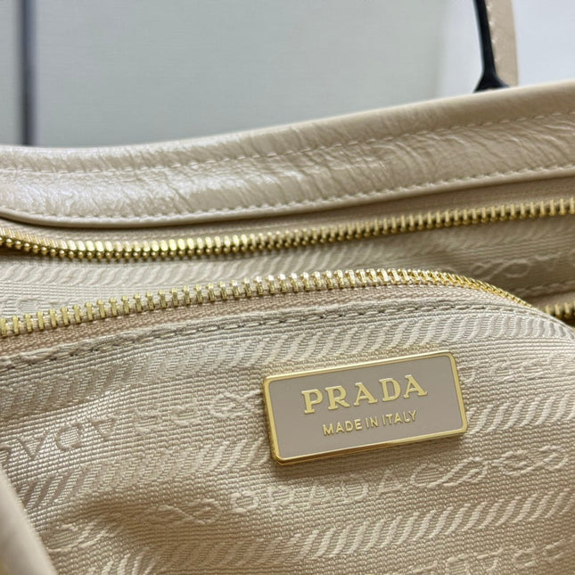 PRADA 25S BONNIE LARGE HANDBAG 38 IN BEIGE CALFSKIN GOLD HARDWARE
