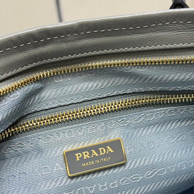 PRADA 25S BONNIE LARGE HANDBAG 38 IN GRAY GLOSSY CALFSKIN GOLD HARDWARE