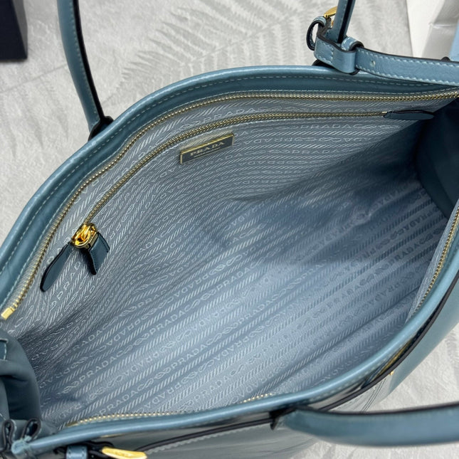 PRADA 25S LUX SOFT BAG 42 IN BLUE GLOSSY CALFSKIN GOLD HARDWARE