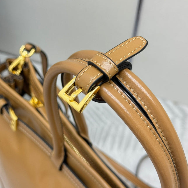 PRADA 25S LUX SOFT BAG 42 IN CARAMEL GLOSSY CALFSKIN GOLD HARDWARE