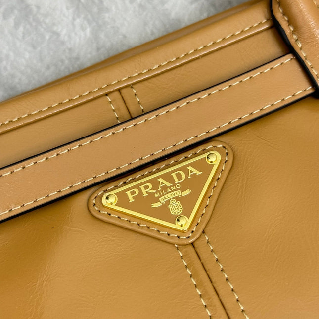 PRADA 25S LUX SOFT BAG 42 IN CARAMEL GLOSSY CALFSKIN GOLD HARDWARE