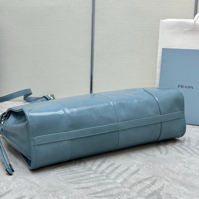 PRADA 25S BONNIE LARGE HANDBAG 38 IN LIGHT BLUE GLOSSY CALFSKIN GOLD HARDWARE