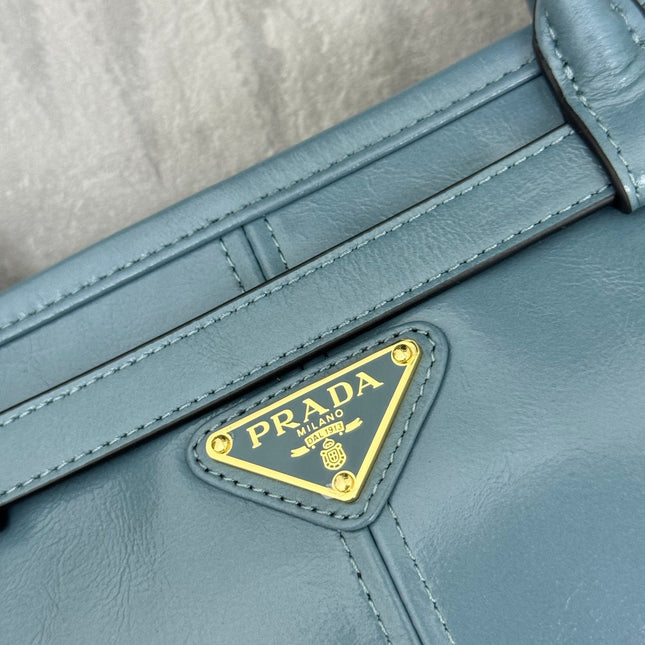 PRADA 25S BONNIE LARGE HANDBAG 38 IN LIGHT BLUE GLOSSY CALFSKIN GOLD HARDWARE