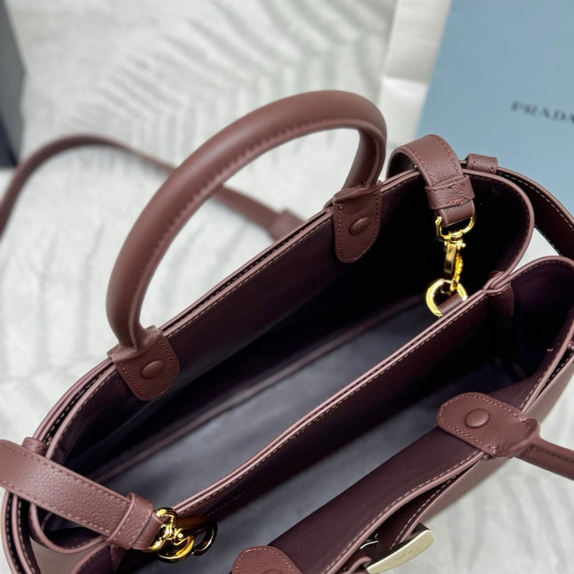 PRADA 25S BUCKLE SMALL HANDBAG 32 IN RICH BROWN CALFSKIN GOLD HARDWARE