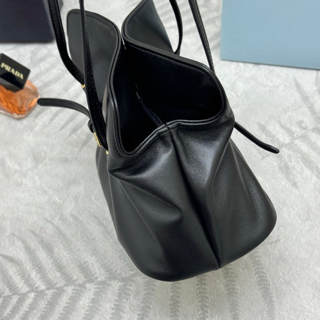 PRADA 25S DADA SMALL BAG 25 IN BLACK CALFSKIN GOLD HARDWARE