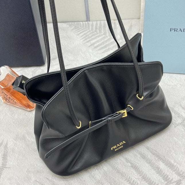 PRADA 25S DADA SMALL BAG 25 IN BLACK CALFSKIN GOLD HARDWARE