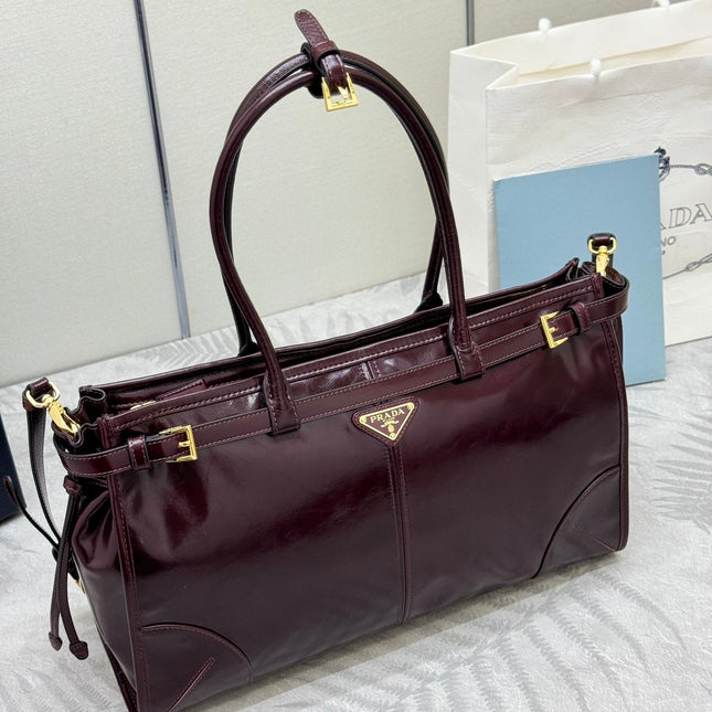 PRADA 25S BONNIE LARGE HANDBAG 38 IN BURGUNDY GLOSSY CALFSKIN GOLD HARDWARE