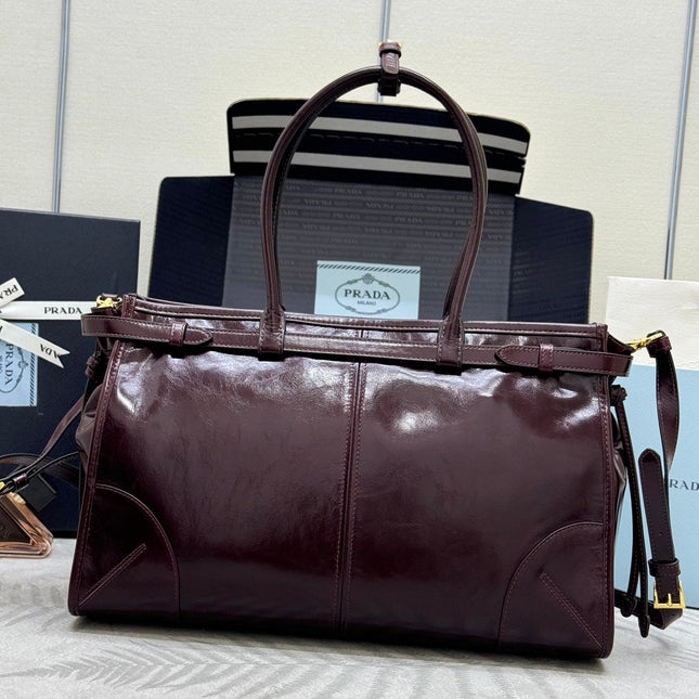 PRADA 25S BONNIE LARGE HANDBAG 38 IN BURGUNDY GLOSSY CALFSKIN GOLD HARDWARE