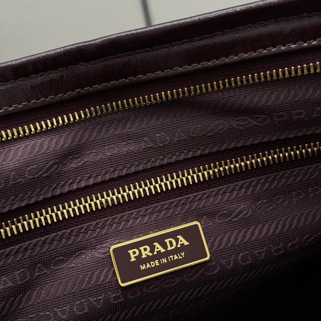PRADA 25S BONNIE LARGE HANDBAG 38 IN BURGUNDY GLOSSY CALFSKIN GOLD HARDWARE