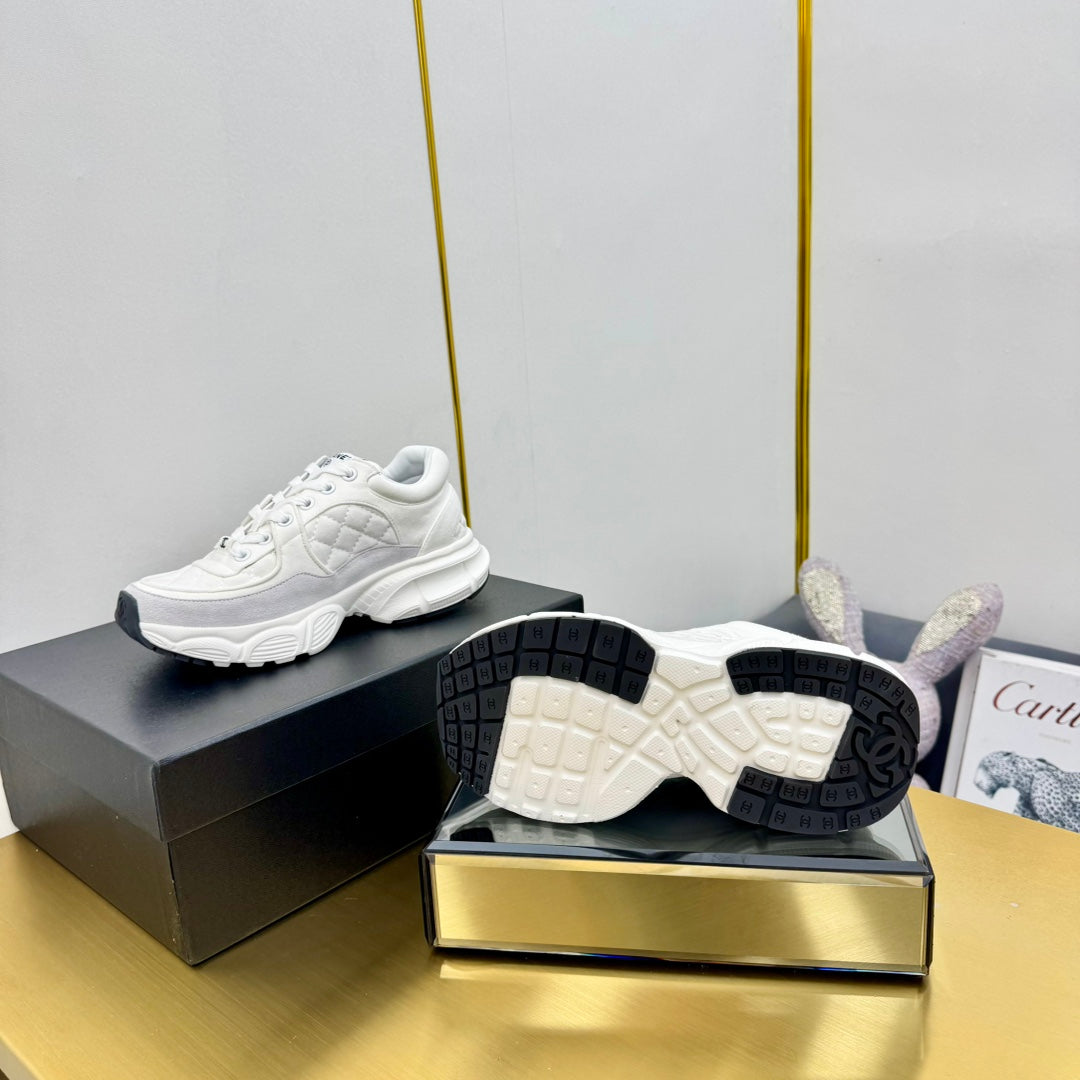 DAD SNEAKER IN WHITE LAMBSKIN AND SUEDE
