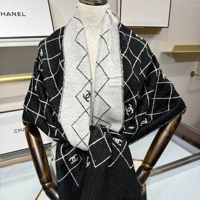 CHANEL 25S SCARF 195 IN CASHMERE 880355