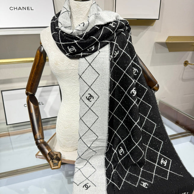 CHANEL 25S SCARF 195 IN CASHMERE 880355