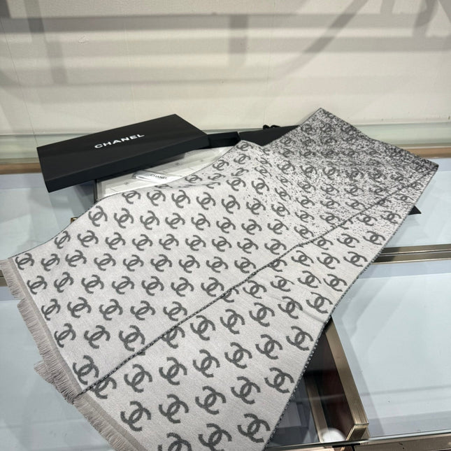 CHANEL 25S SCARF 185 CM IN CASHMERE 943078