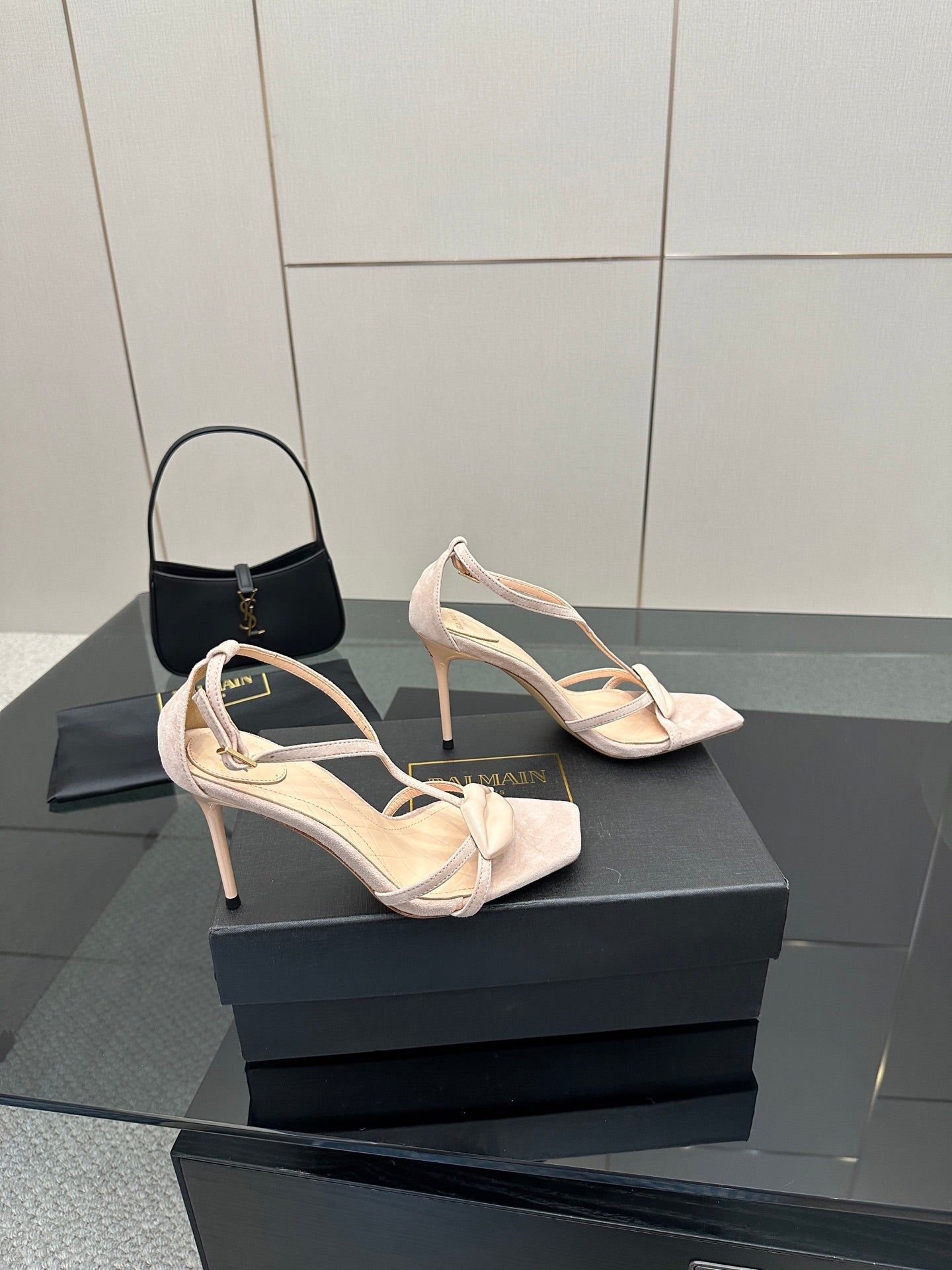 BALMAIN 25S LIPS SANDALS 10 IN BLUSH BEIGE SUEDE