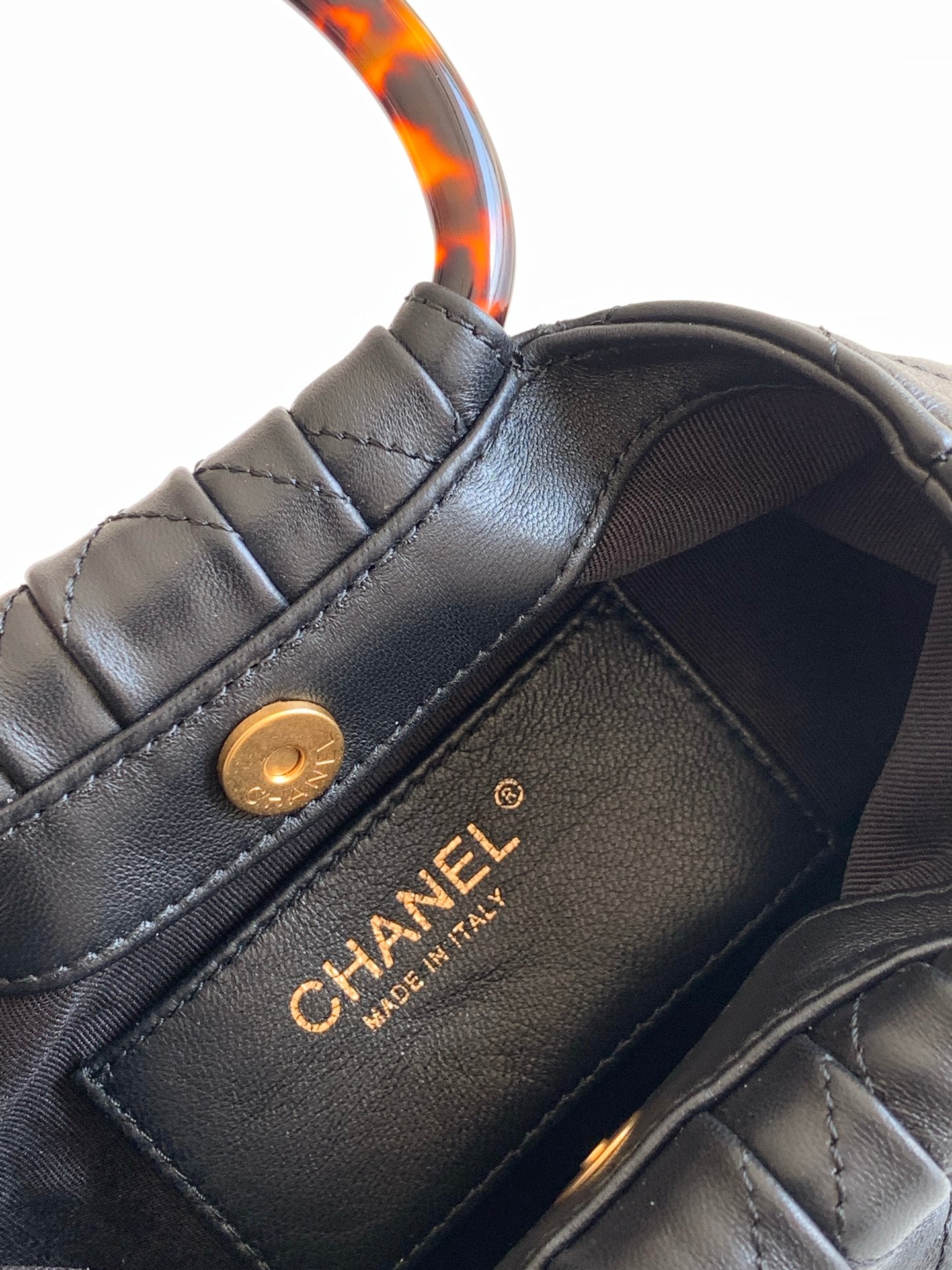 CHANEL 26S HAND BAG MEDIUM 24 IN BLACK LAMBSKIN GOLD HARDWARE