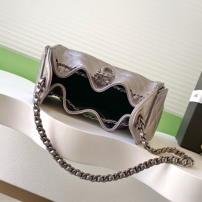 CHANEL 25S HOBO BAG 22 IN LILAC SILVER METALLIC CAVIAR