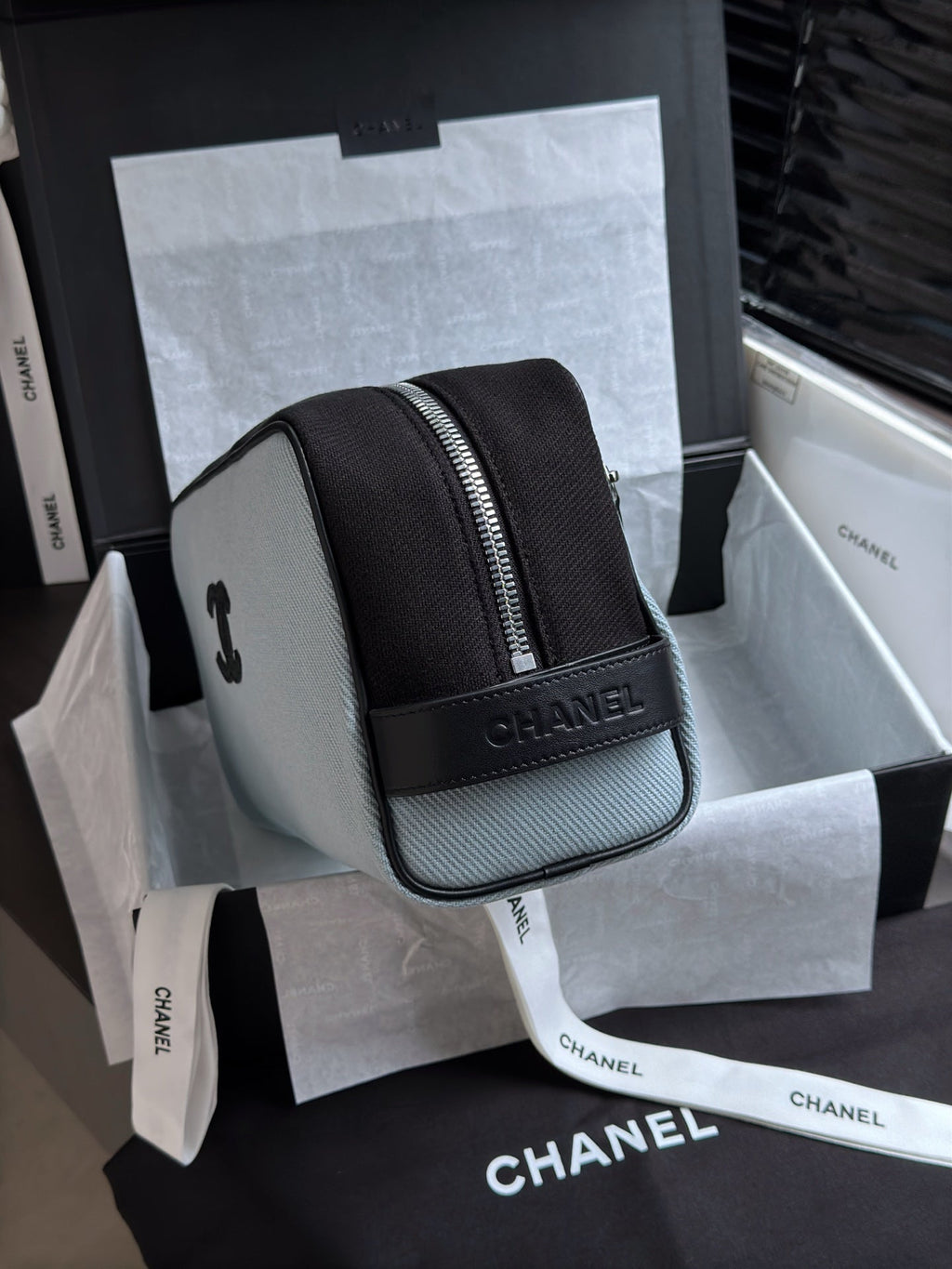 CHANEL 26S LARGE ZIP POUCH BAG 29 IN LIGHT BLUE CANVAS AND CALFSKIN SILVER HARDWARE