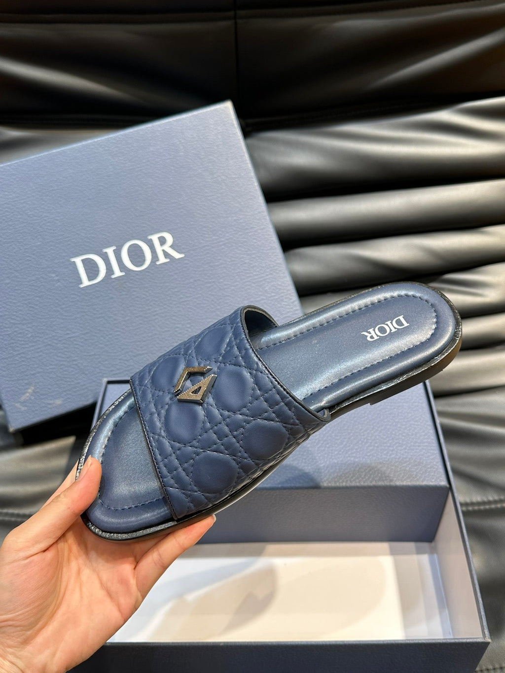 CD ALIAS SUMMER SLIPPER NAVY EMBOSSED CALFSKIN