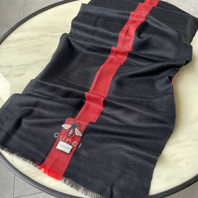 SCARF 200 CM IN BLACK MIX RED CASHMERE WITH EMBROIDERED BEE 407516