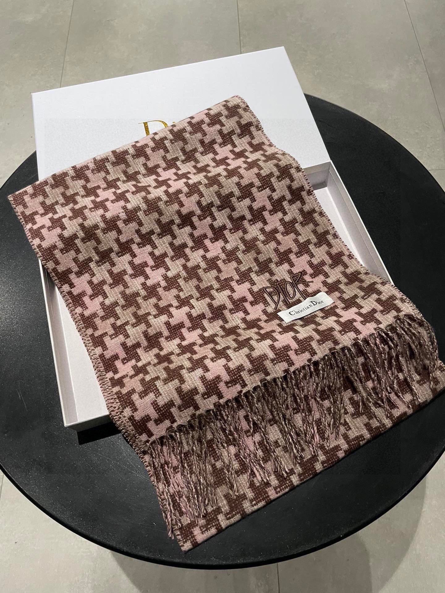 DIOR 26S SCARF 180CM IN CASHMERE 124305