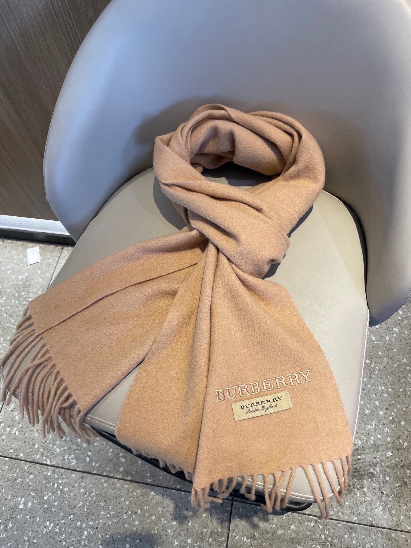BURBERRY 26S SCARF 180CM IN CASHMERE 156959