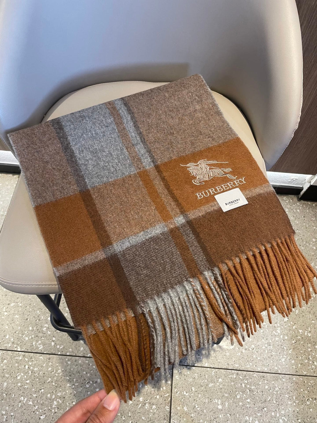 BURBERRY 26S SCARF 180CM IN CASHMERE 160445