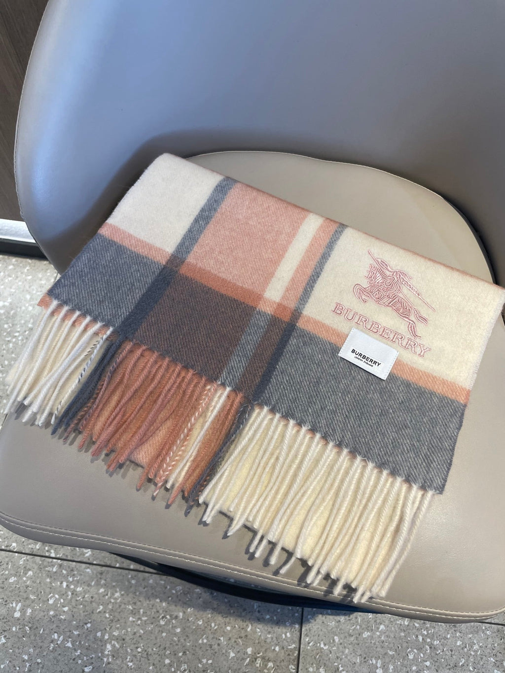 BURBERRY 26S SCARF 180CM IN CASHMERE 160446