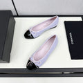 BALLET FLATS IN POWDER BLUE TWEED AND BLACK CALFSKIN