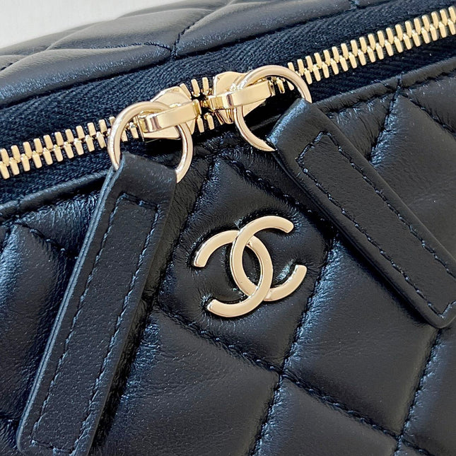 CHANEL 25S VANITY CASE 23 IN BLACK LAMBSKIN