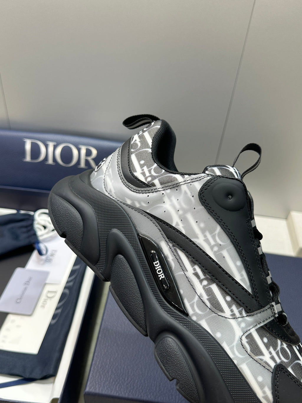 DIOR 26S SNEAKERS STYLE 019