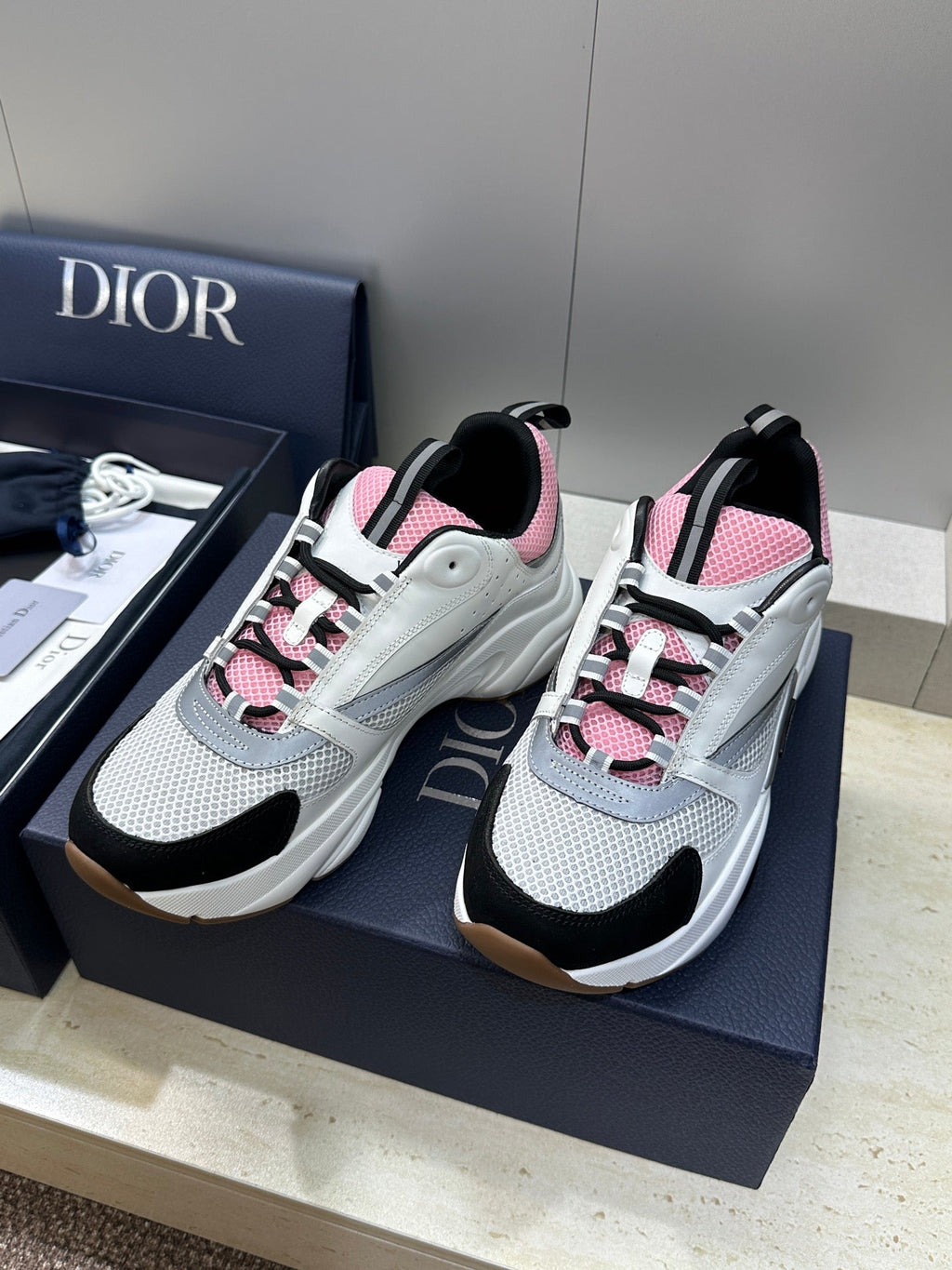 DIOR 26S SNEAKERS STYLE 015