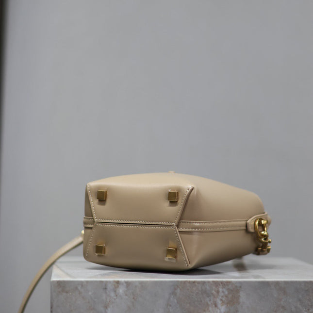 YSL 25S LE 37 BUCKET 15 IN BEIGE CALFSKIN GOLD HARDWARE