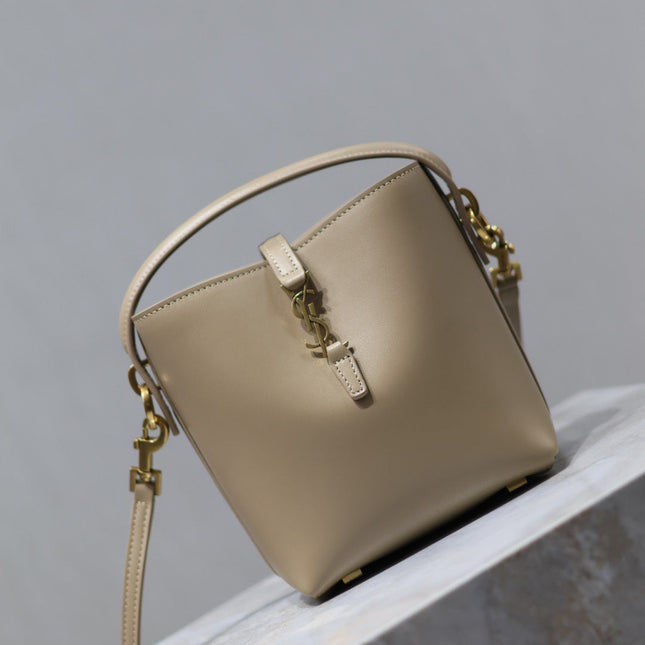 YSL 25S LE 37 BUCKET 15 IN BEIGE CALFSKIN GOLD HARDWARE