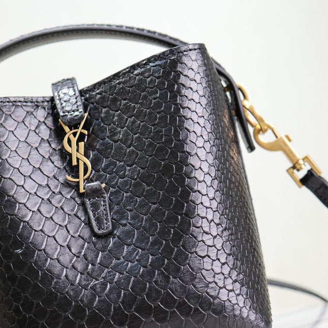 YSL 25S LE 37 BUCKET 15 IN BLACK SNAKE EMBOSSED CALFSKIN GOLD HARDWARE