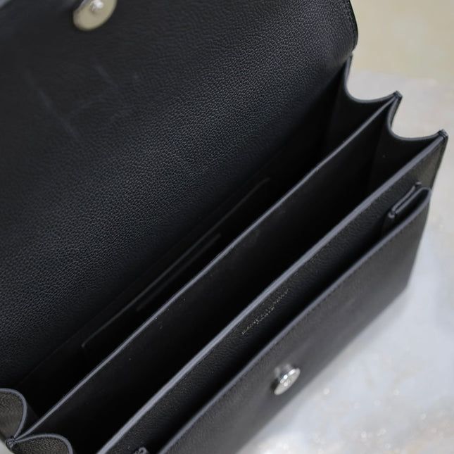 YSL 25S SUNSET MEDIUM 22 IN BLACK GRAINED CALFSKIN SILVER HARDWARE