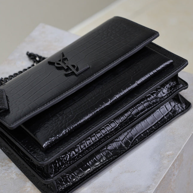 YSL 25S SUNSET MEDIUM 22 IN BLACK CROCODILE-EMBOSSED SHINY CALFSKIN BLACK HARDWARE