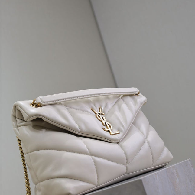 YSL 25S LOULOU PUFFER GM 35 IN BLANC VINTAGE CALFSKIN GOLD HARDWARE