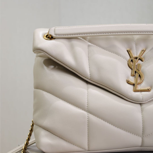 YSL 25S LOULOU PUFFER GM 35 IN BLANC VINTAGE CALFSKIN GOLD HARDWARE