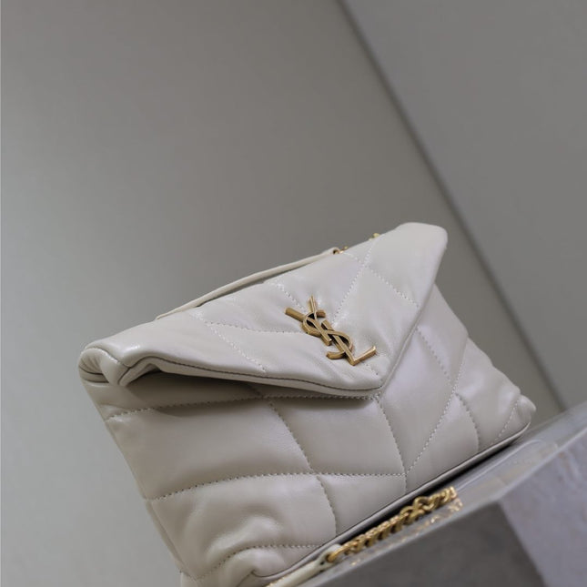YSL 25S LOULOU PUFFER MINI 23 IN BLANC VINTAGE CALFSKIN GOLD HARDWARE