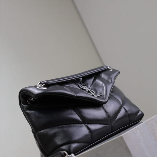 YSL 25S LOULOU PUFFER MM 29 IN BLACK CALFSKIN SILVER HARDWARE