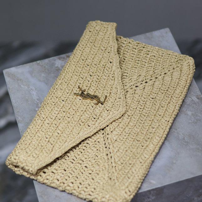 YSL 25S CASSANDRE LARGE ENVELOPE POUCH 29 IN NATURAL RAFFIA GOLD HARDWARE