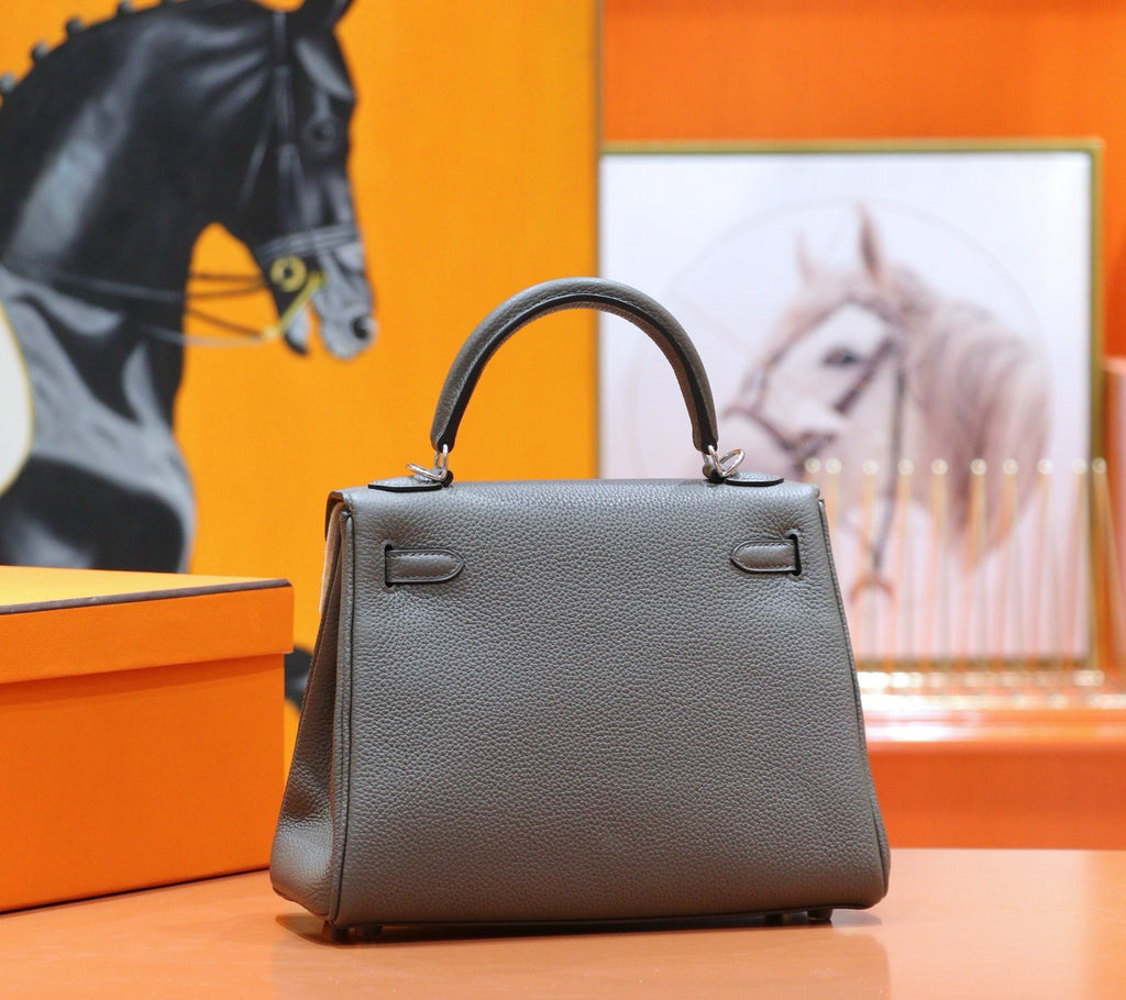HM 25S KELLY BAG 25 CM IN GREY TOGO WITH SILVER HARDWARE