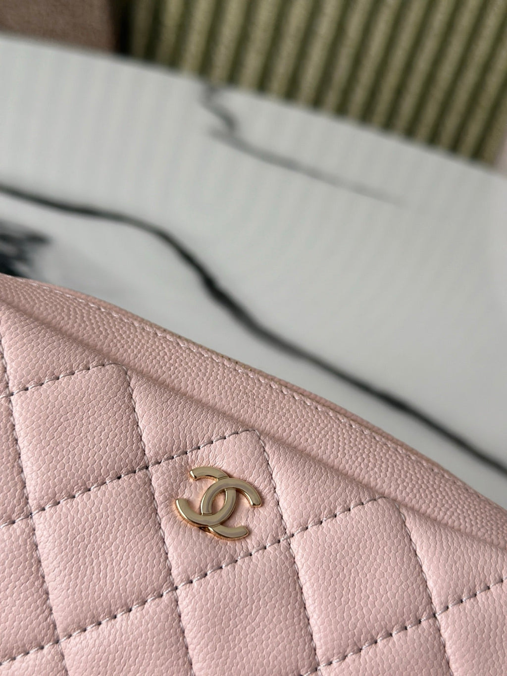 CHANEL 26S CLASSIC QUILTED COSMETIC POUCH 18 IN LIGHT PINK GRAINED CALFSKIN GOLD HARDWARE